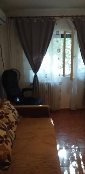 Garsonieră decomandată în Micălaca