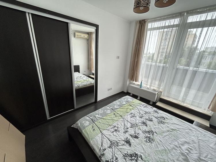 Apartament cu 3 camere decomandat, mobilat în Tomis Nord