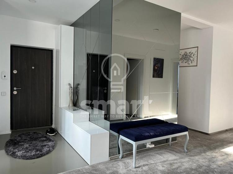 Apartament cu 3 camere decomandat, mobilat în Bună Ziua