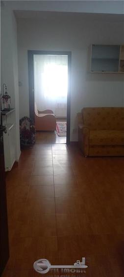 Garsonieră decomandată în Cug