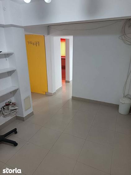 Apartament cu 3 camere în Burdujeni