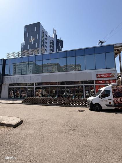 Spațiu comercial, de 231 mp, în Ultracentral