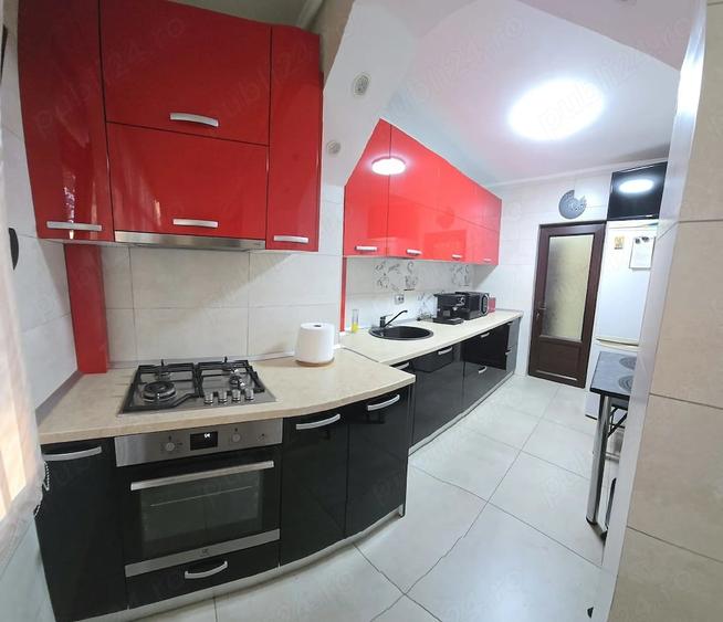 Apartament cu 2 camere semidecomandat în Micro 16