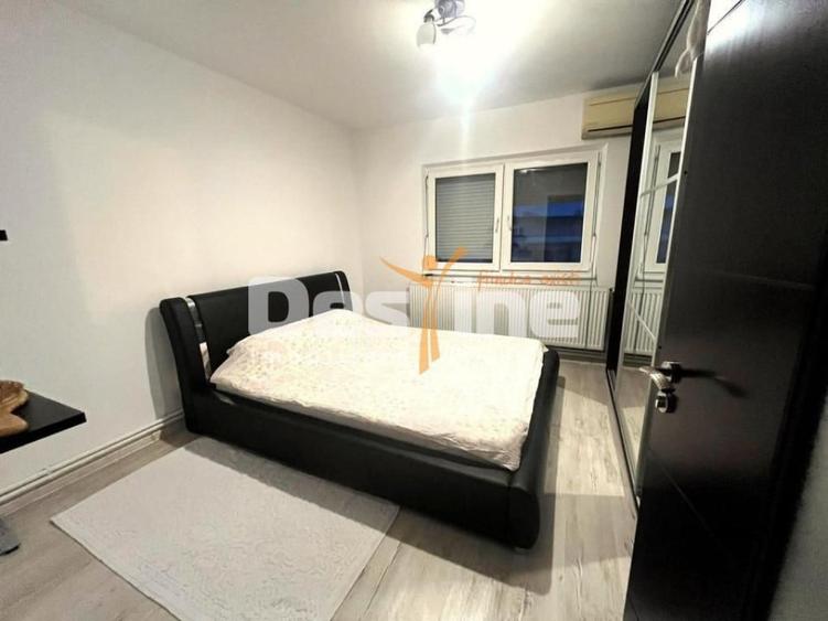 Apartament cu 3 camere decomandat în Inel I