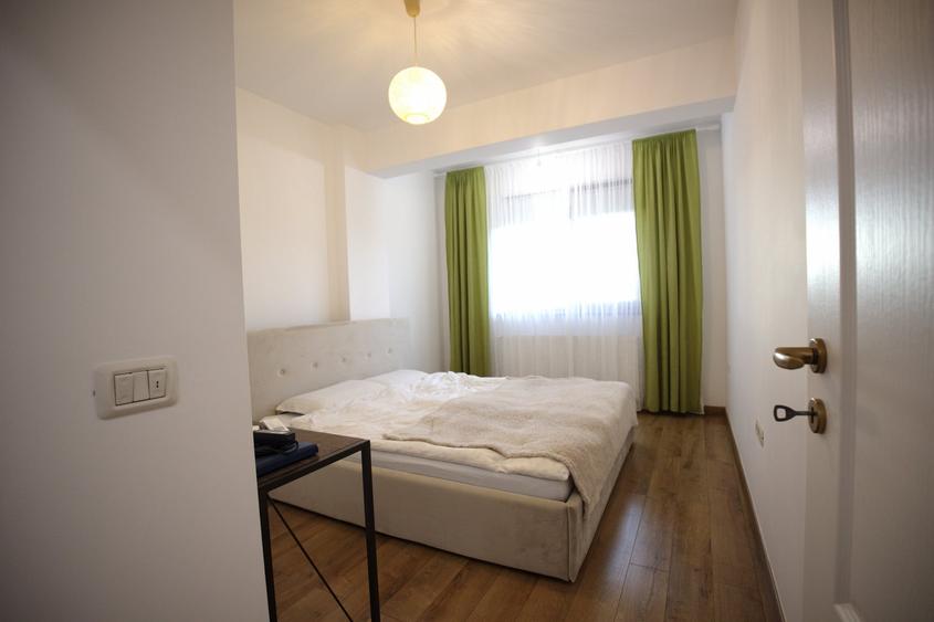 Apartament cu 3 camere decomandat, mobilat în Cug