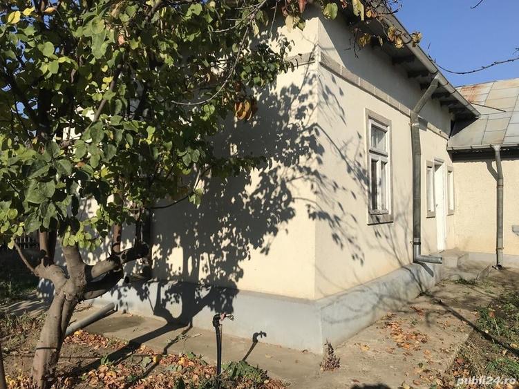 Casă cu 3 camere în Costești