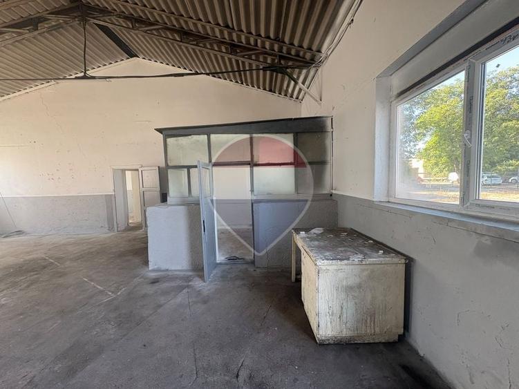Spațiu industrial, de 200 mp, în Bartolomeu