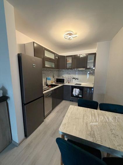 Apartament cu 2 camere semidecomandat, mobilat în Central