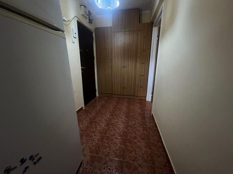 Apartament cu 2 camere circular, mobilat în Tomis Nord