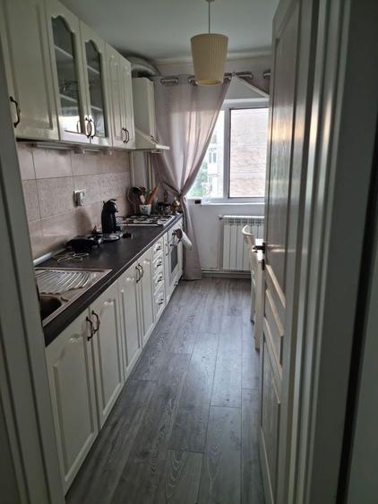 Apartament cu 2 camere decomandat, mobilat în Gorjului