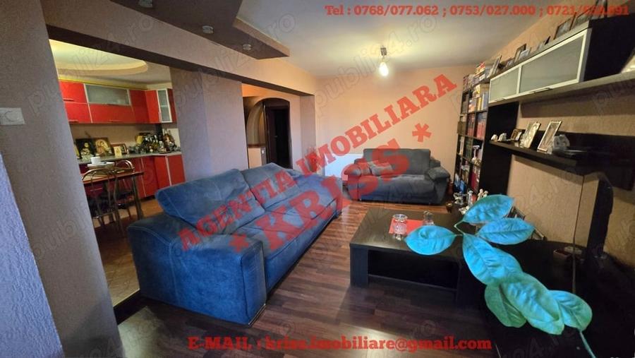 Apartament cu 4 camere decomandat în Găvana