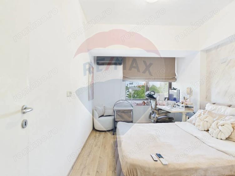Apartament cu 3 camere decomandat, mobilat în Mihai Bravu