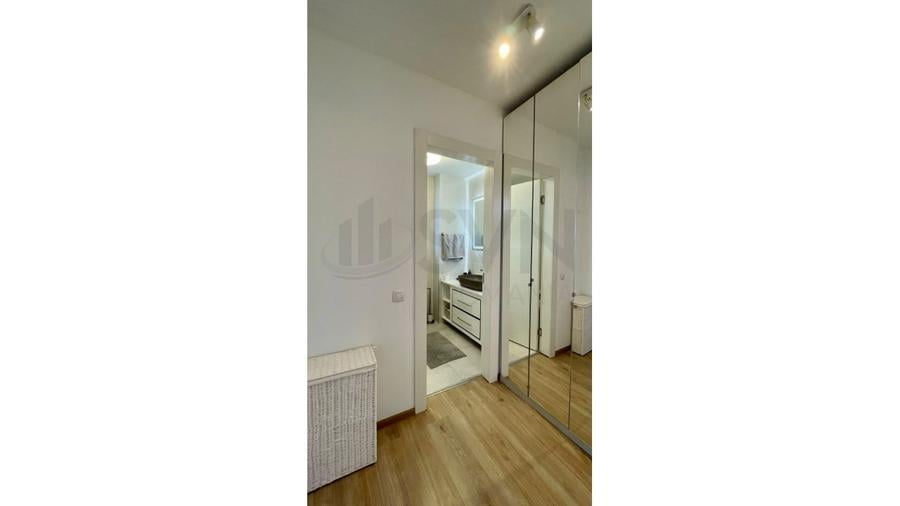 Apartament cu 2 camere semidecomandat, mobilat în Floreasca