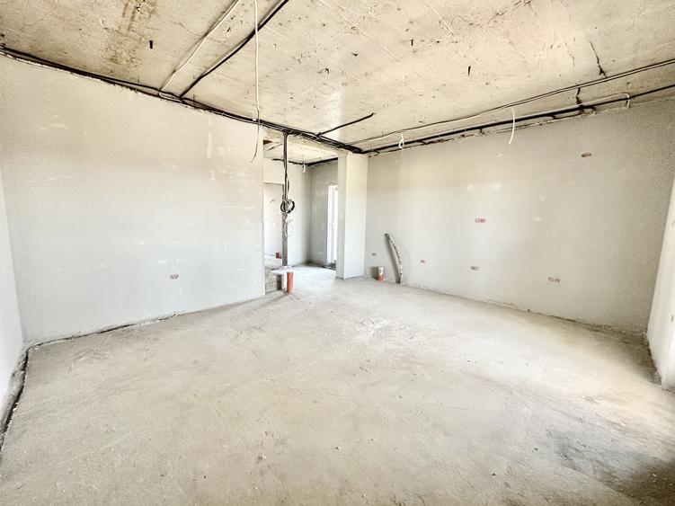 Duplex cu 4 camere cu Canalizare în Moșnița Veche