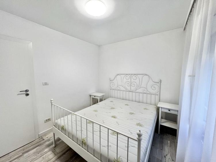 Apartament cu 2 camere semidecomandat în Podgoria