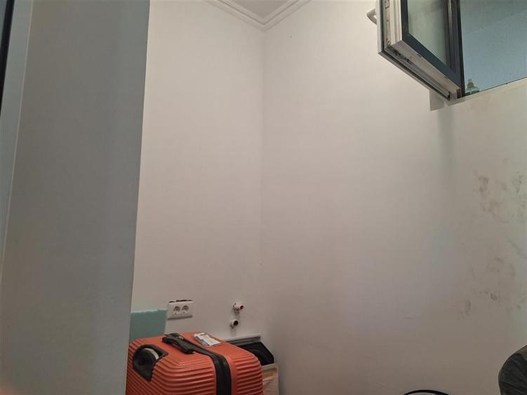Casă individuală cu 4 camere cu Teren 1300 Mp în Alparea