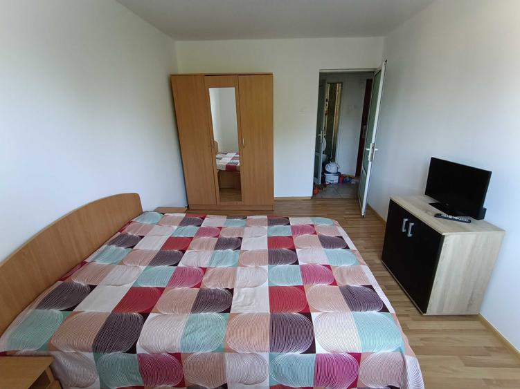 Apartament cu 2 camere decomandat în Războieni