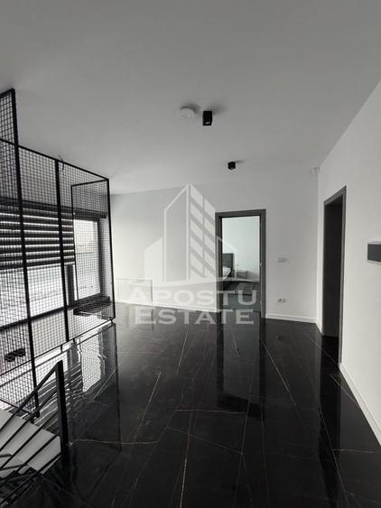 Apartament cu 3 camere decomandat în Dumbrăvița