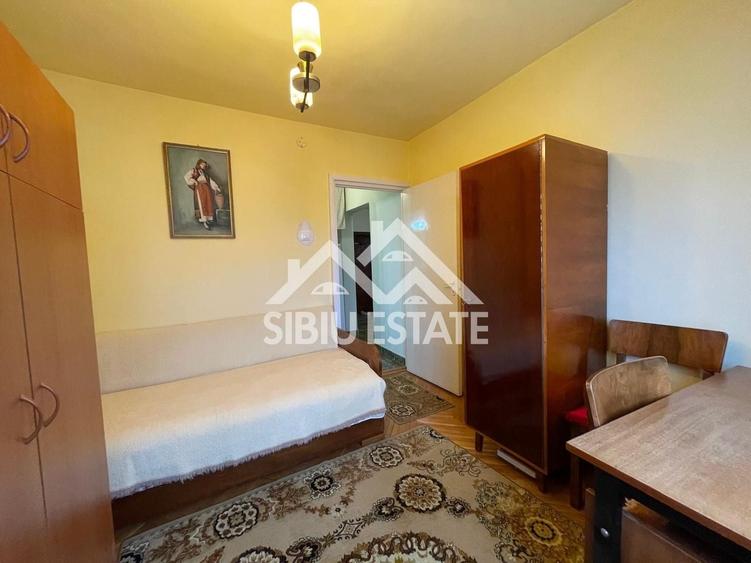 Apartament cu 2 camere decomandat, mobilat în Calea Dumbrăvii