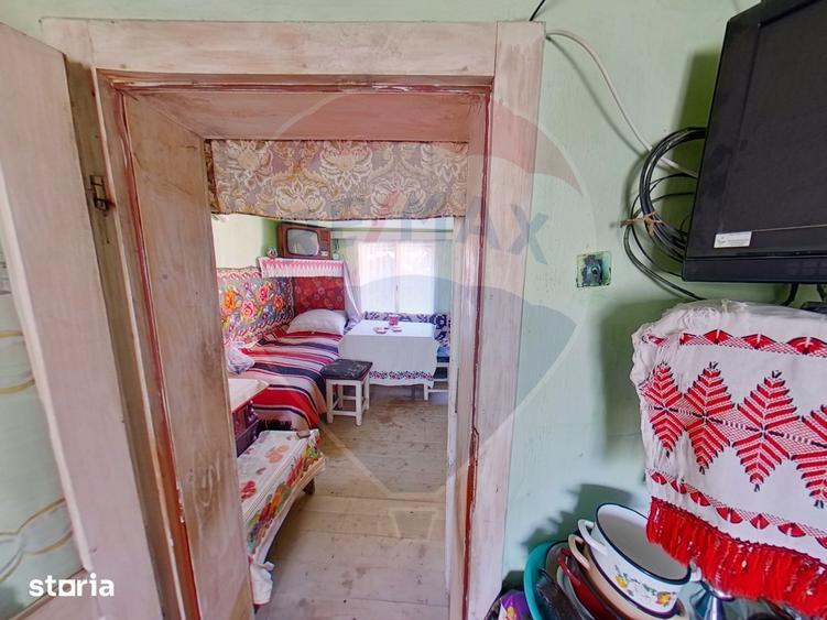 Casă cu 5 camere cu Teren 583 Mp în Sud
