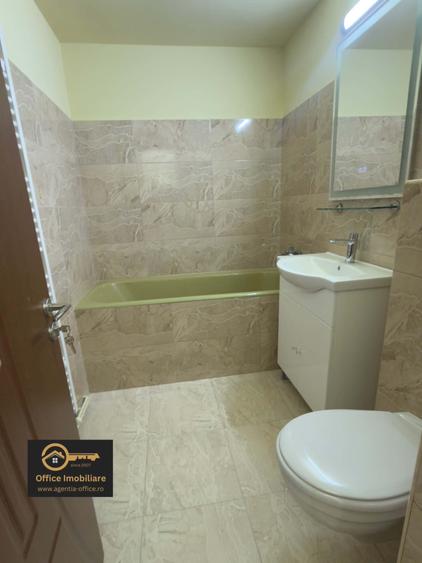 Apartament cu 2 camere decomandat în Republicii