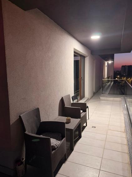 Apartament cu 4 camere decomandat în Băneasa