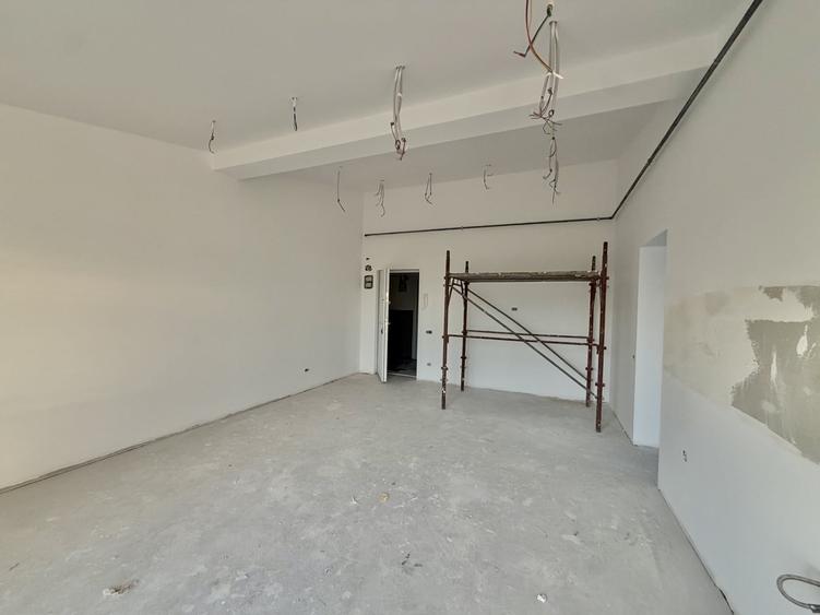 Apartament cu 2 camere decomandat în Chișoda