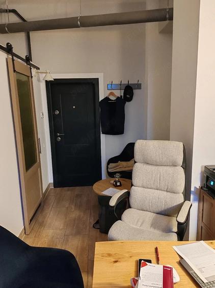 Spațiu comercial, de 22 mp, în Central