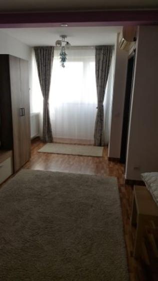 Garsonieră semidecomandată în Basarabia