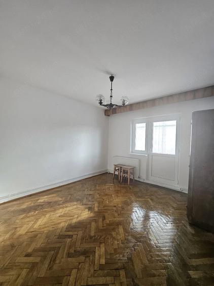 Apartament cu 3 camere decomandat în Exercițiu