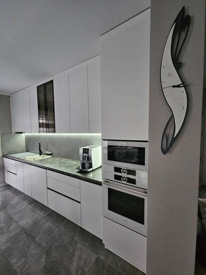 Casă cu 3 camere în Leș