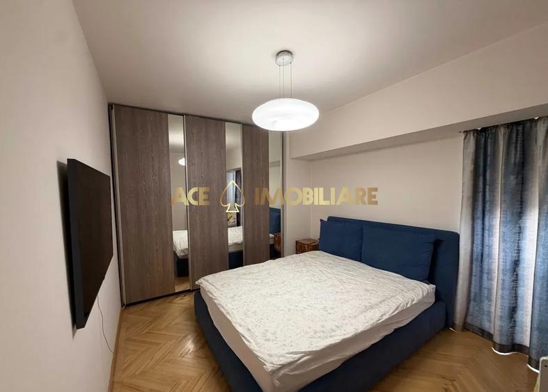 Apartament cu 3 camere decomandat în Unirii