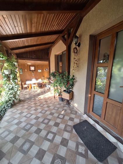 Casă cu Teren 244 Mp în Bujac