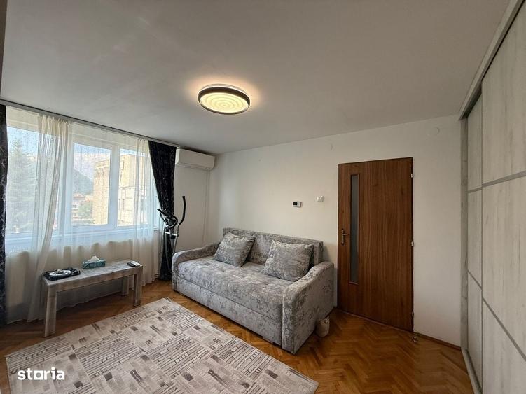 Apartament cu 3 camere în Deve
