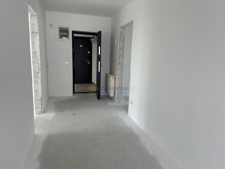 Apartament cu 2 camere decomandat în Berceni