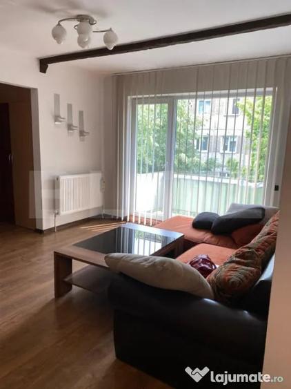 Apartament cu 3 camere decomandat în Dacia