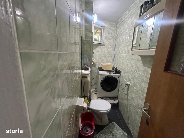 Apartement 3 camere zona spital etaj 1 - 12