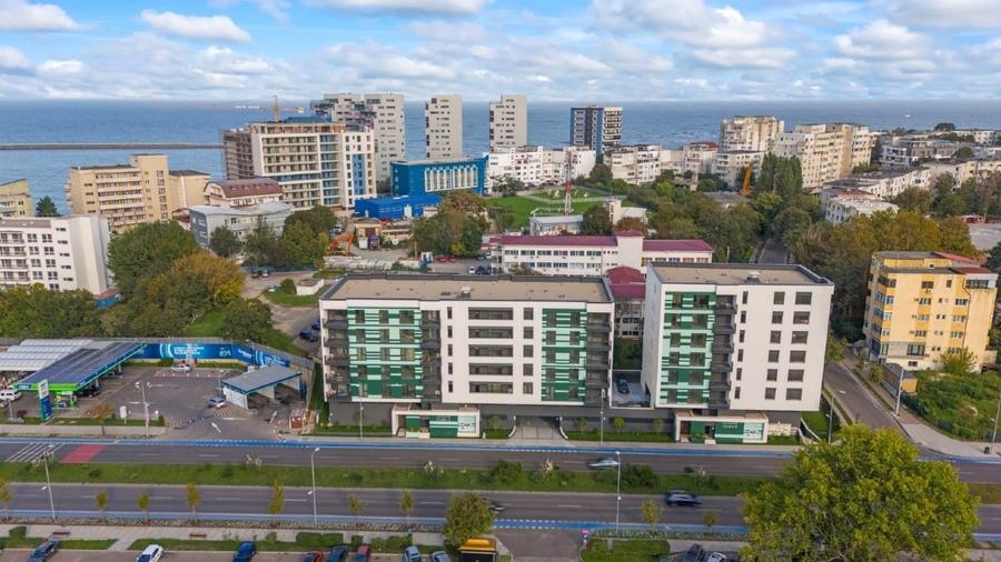 Apartament cu 2 camere decomandat în Faleza Nord