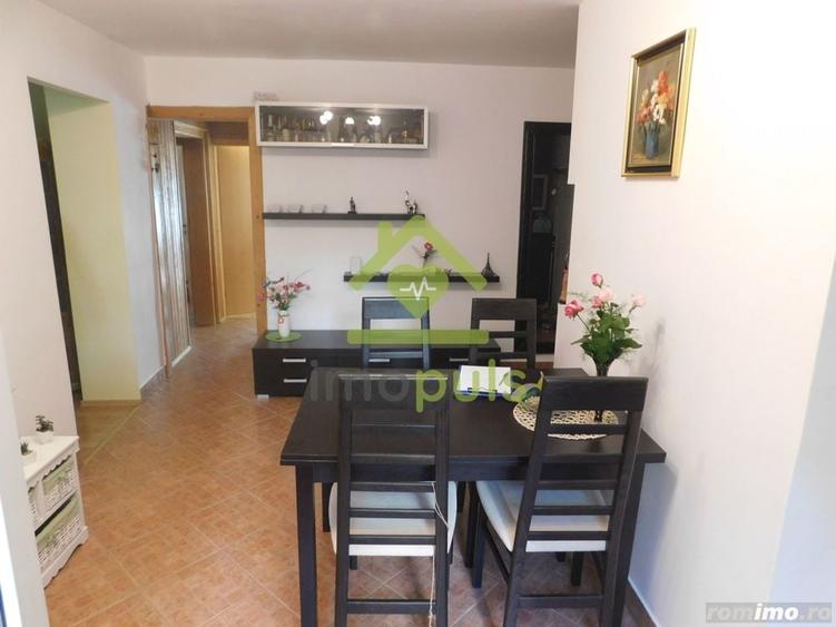 Apartament cu 3 camere decomandat în Steaua