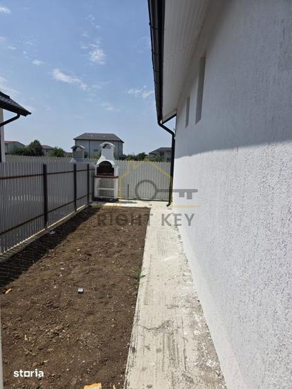 Casă cu 3 camere cu Teren 250 Mp în Clinceni