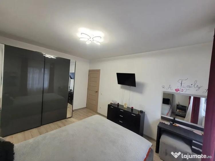 Casă cu 3 camere cu Teren 320 Mp în Lunca Cetățuii