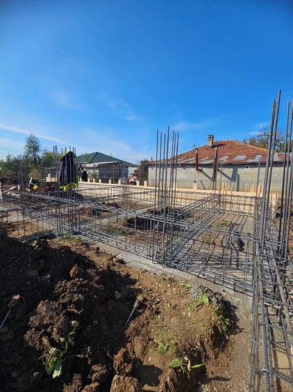 Casă cu 4 camere în Central
