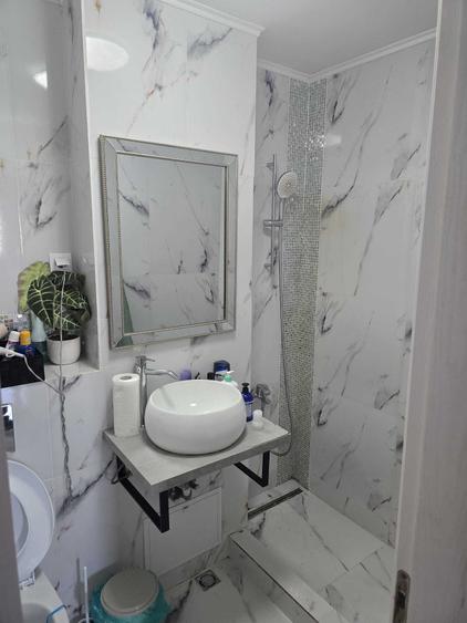 Apartament cu 2 camere decomandat în Dristor
