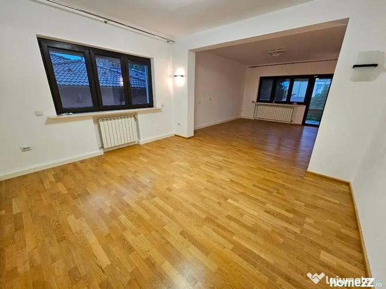Apartament cu 4 camere decomandat în Domenii