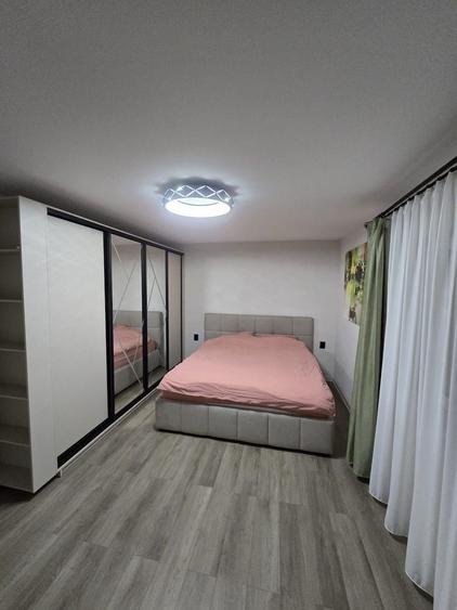 Apartament cu 2 camere decomandat în Ștrand