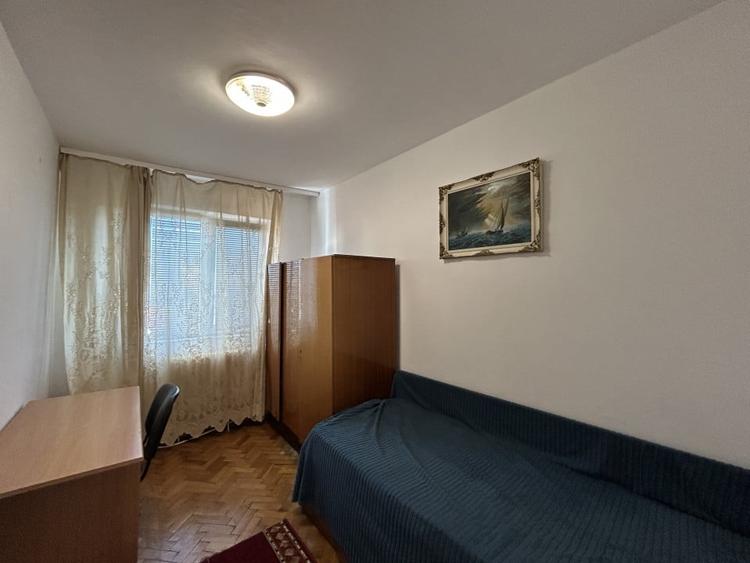 Apartament cu 3 camere semidecomandat, mobilat în Iosefin