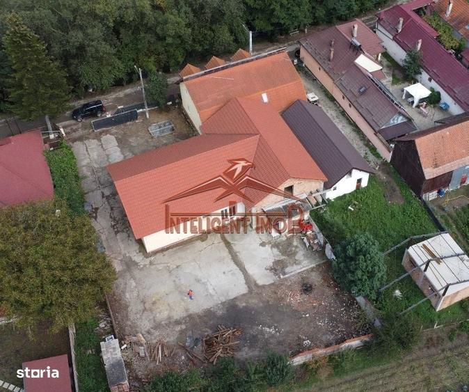 Casă cu 4 camere în Central