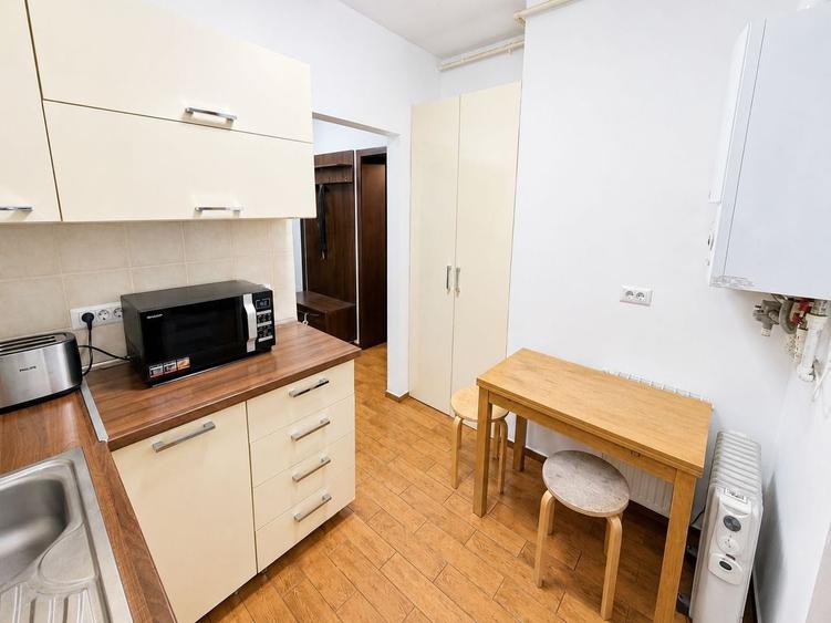 Apartament cu 2 camere decomandat în Floreasca