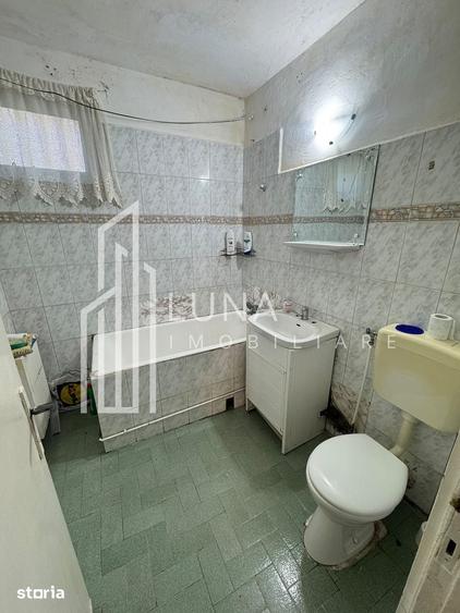 Apartament cu 3 camere în Tractorul