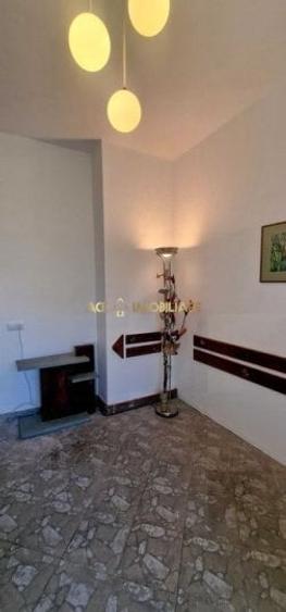 Apartament cu 2 camere decomandat, mobilat în Universitate
